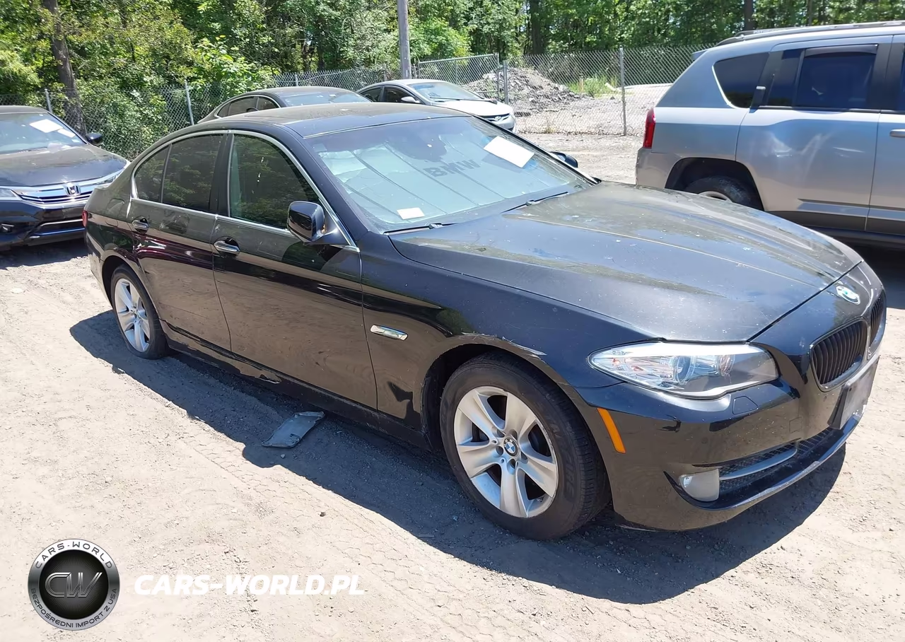 2011 BMW 528I