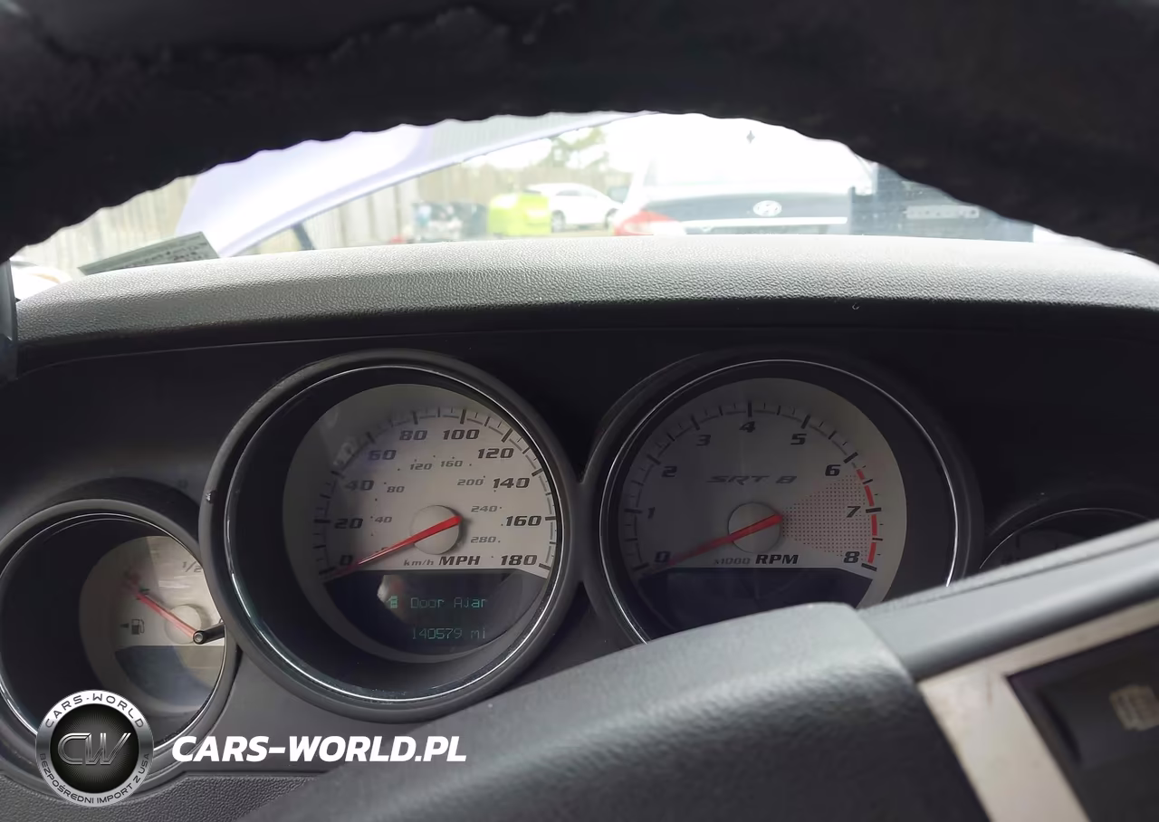 2010 Dodge Challenger Srt8 VIN:2B3CJ7DW7AH175278 - 7