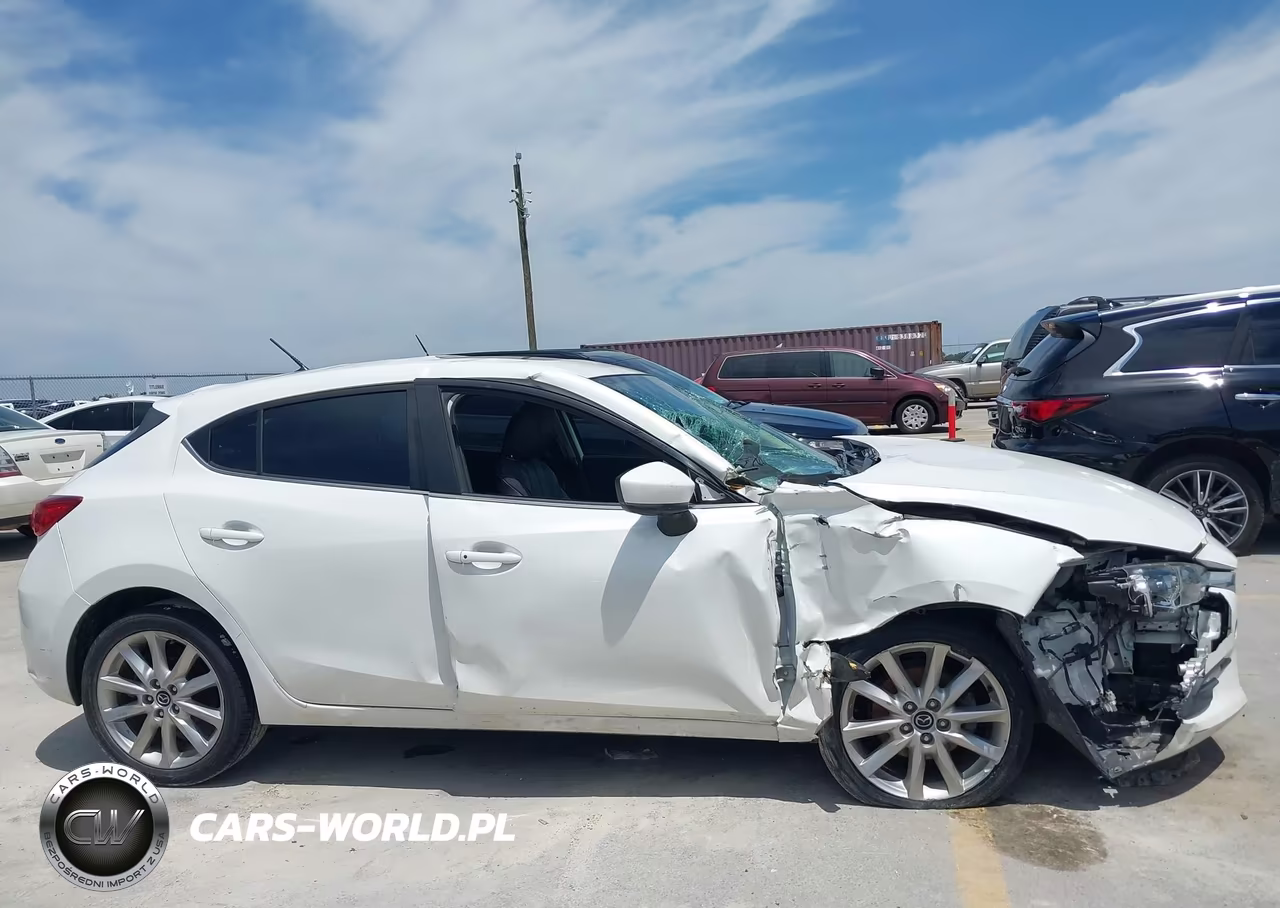 2017 Mazda Mazda3 Touring 2.5 VIN:JM1BN1L36H1115715 - 13