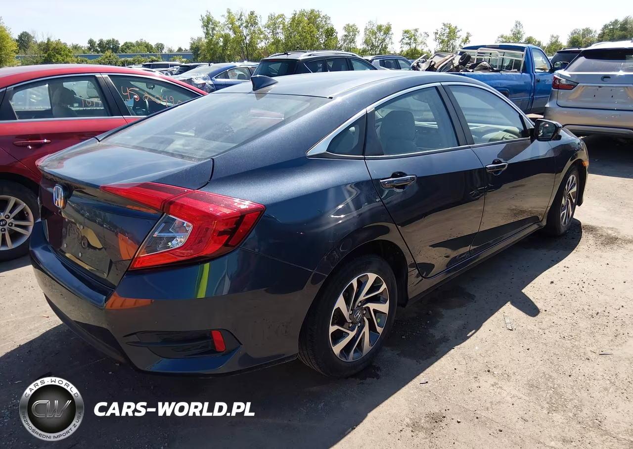 2017 Honda Civic Ex VIN:19XFC2F75HE078813 - 4