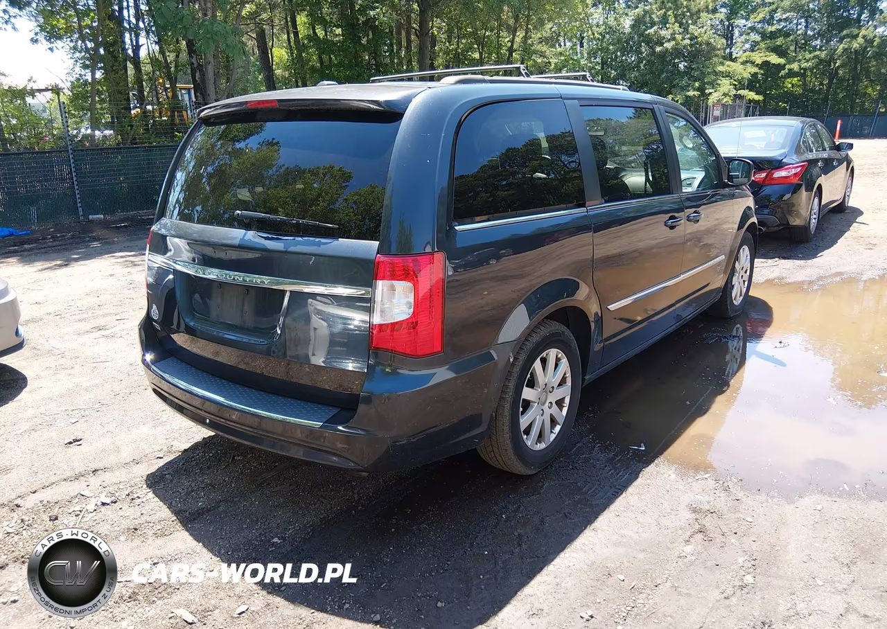 2013 Chrysler Town & Country Touring VIN:2C4RC1BG6DR691335 - 4