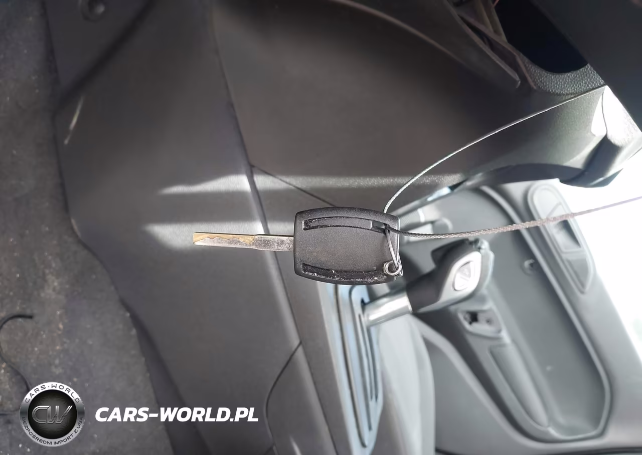 2014 Ford Fiesta S VIN:3FADP4AJ9EM106226 - 11