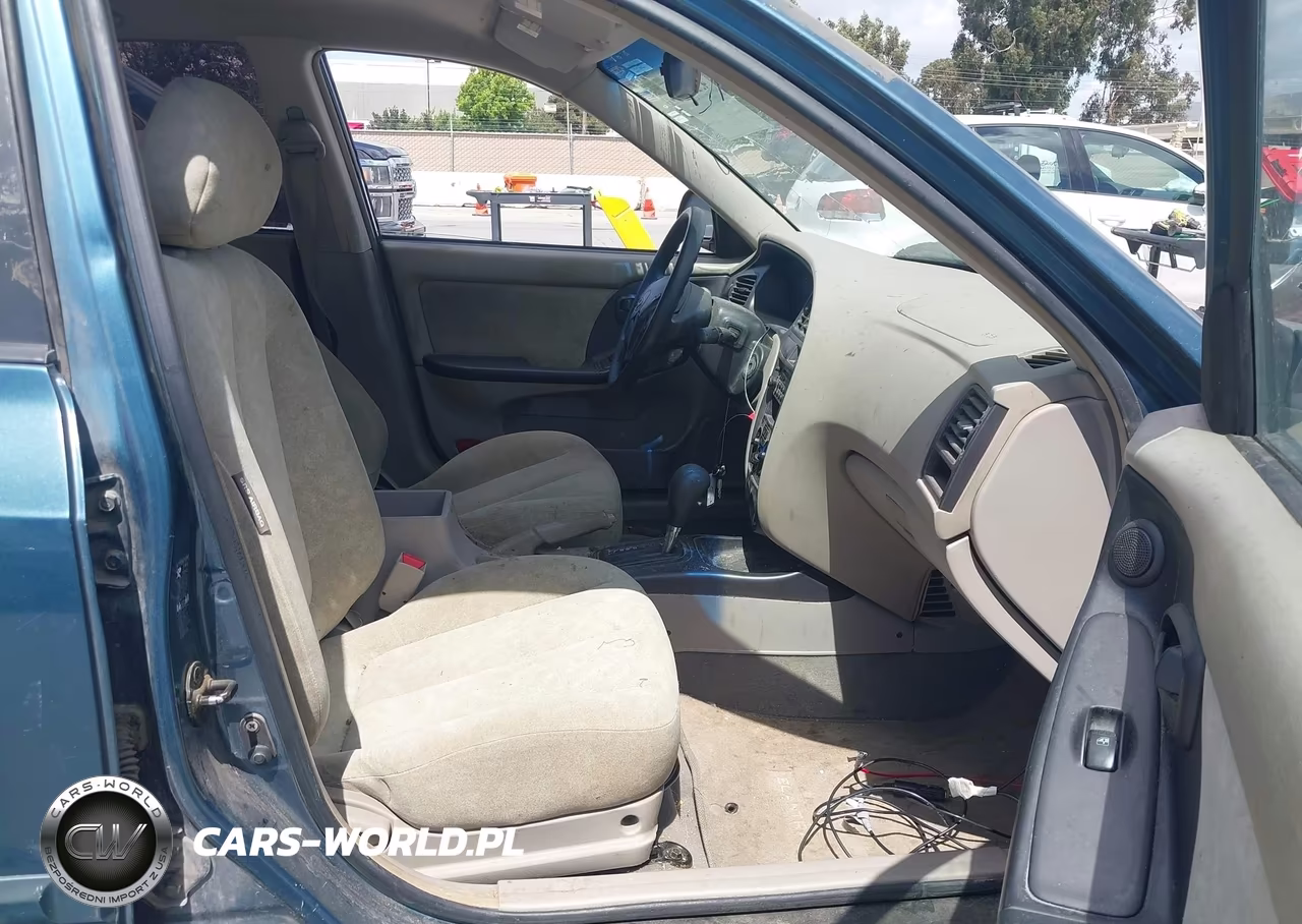 2002 Hyundai Elantra Gls VIN:KMHDN45D22U402549 - 5