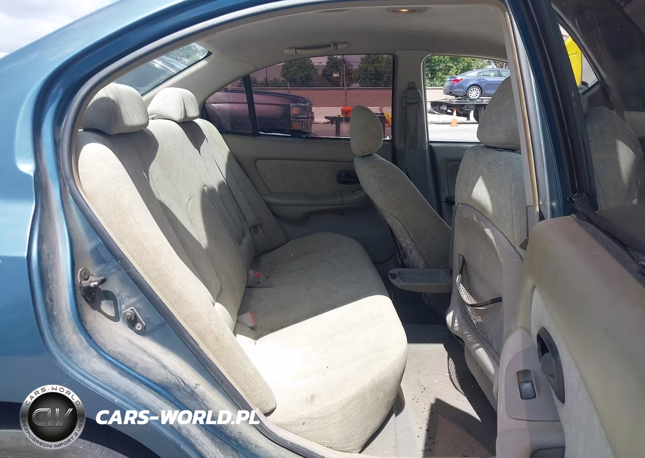 2002 Hyundai Elantra Gls VIN:KMHDN45D22U402549 - 8