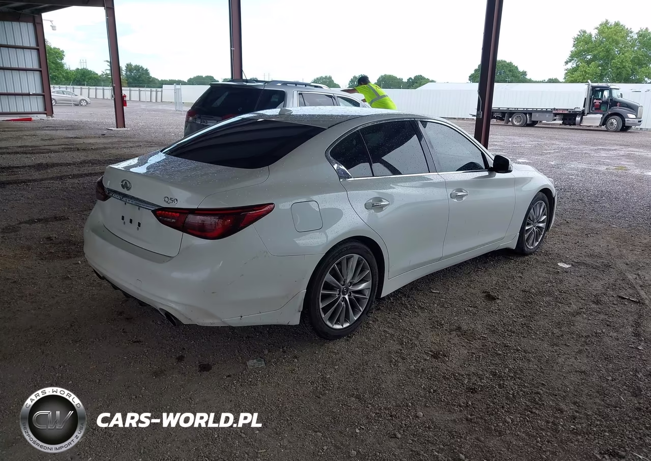 2018 Infiniti Q50 3.0T Luxe VIN:JN1EV7AP0JM350768 - 4