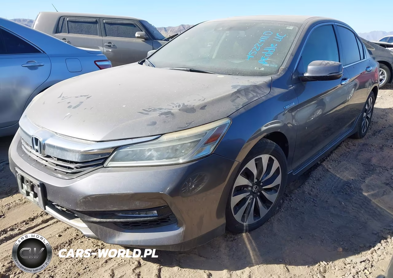 2017 Honda Accord Hybrid Touring VIN:JHMCR6F75HC012566 - 2