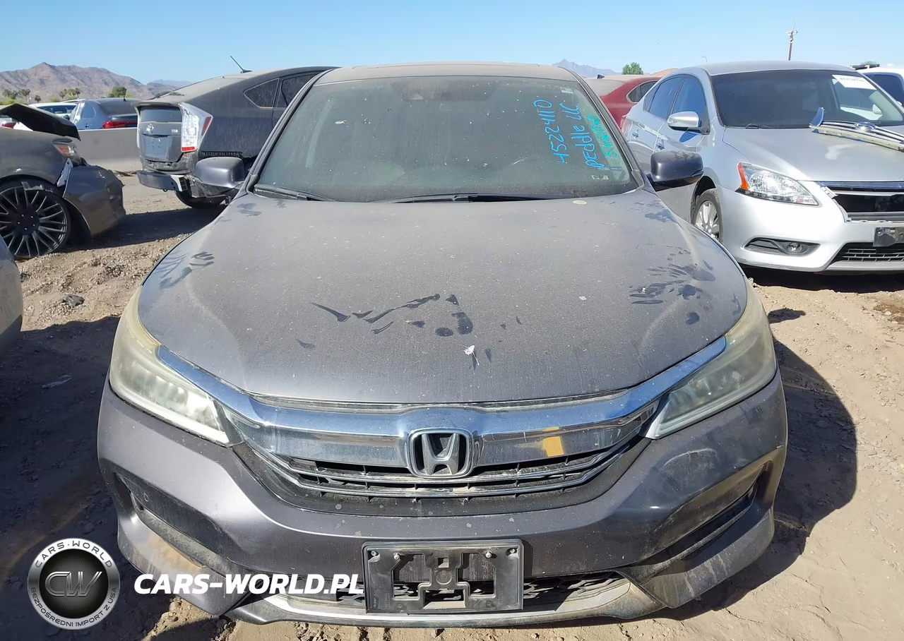 2017 Honda Accord Hybrid Touring VIN:JHMCR6F75HC012566 - 6
