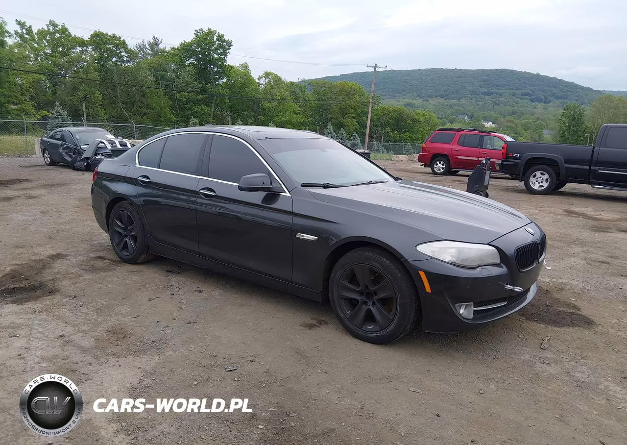 2012 BMW 528I