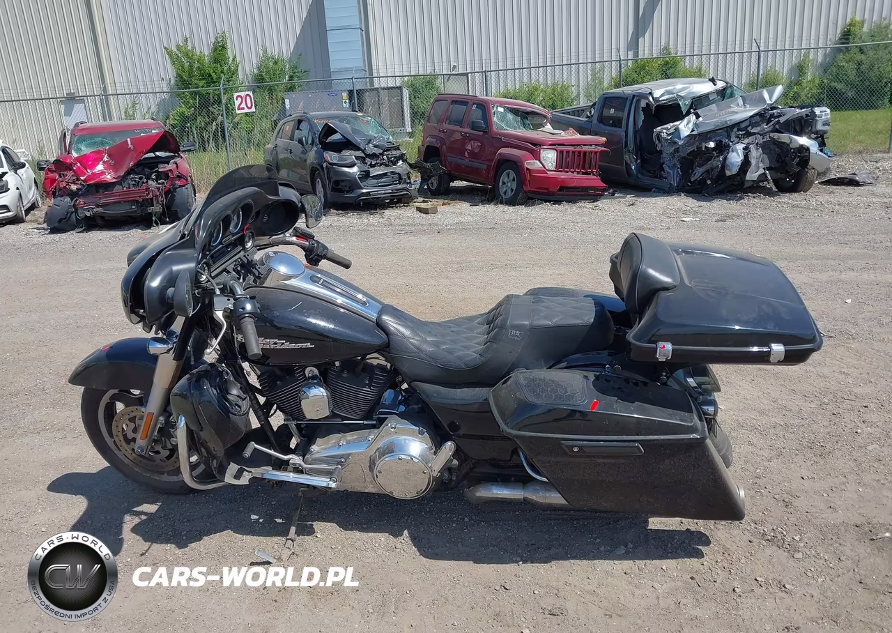 2009 Harley-Davidson Flhx VIN:1HD1KB41X9Y671850 - 12