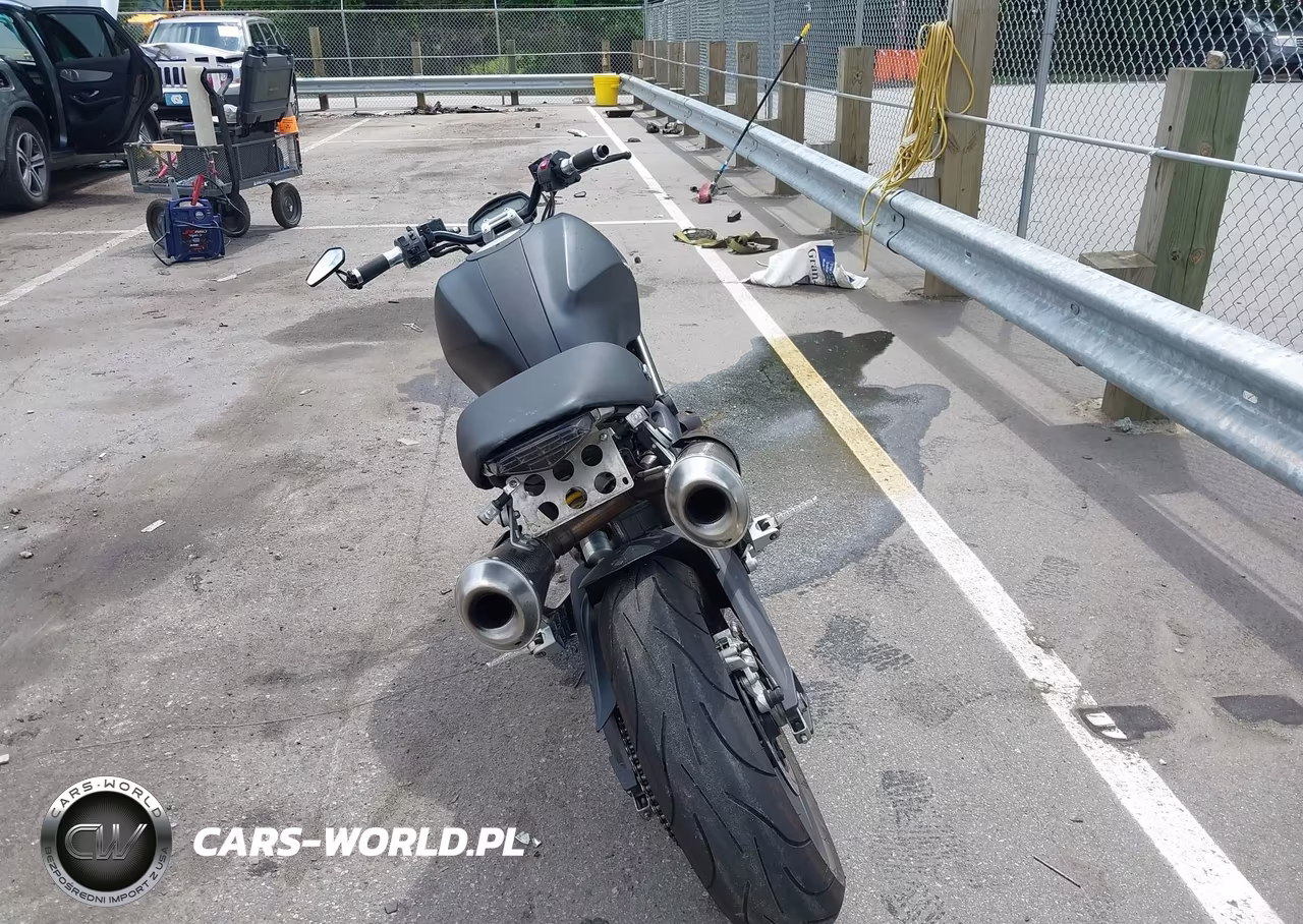 2009 Ducati Monster 696 VIN:ZDM1RADN39B000909 - 6