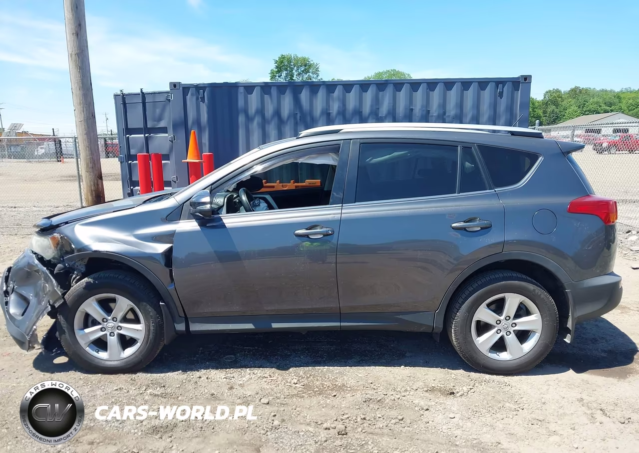 2014 Toyota Rav4 Xle VIN:2T3RFREV2EW169910 - 14