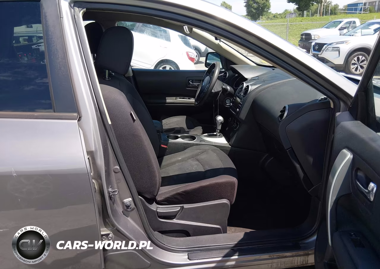 2015 Nissan Rogue Select S VIN:JN8AS5MVXFW260286 - 5