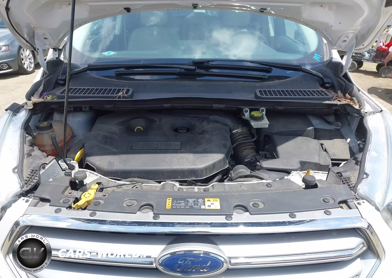 2017 Ford Escape Titanium VIN:1FMCU9J9XHUC26386 - 10