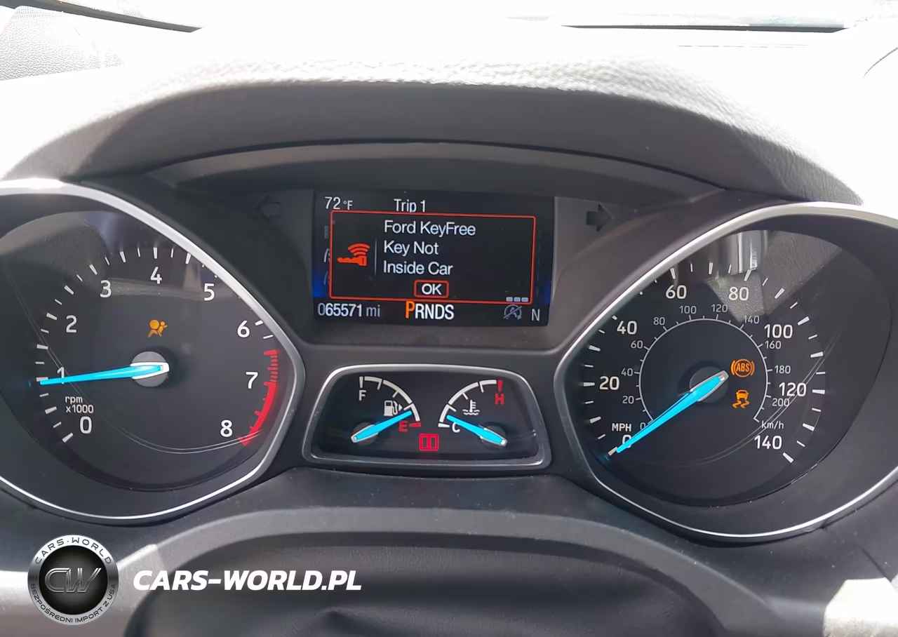 2017 Ford Escape Titanium VIN:1FMCU9J9XHUC26386 - 7
