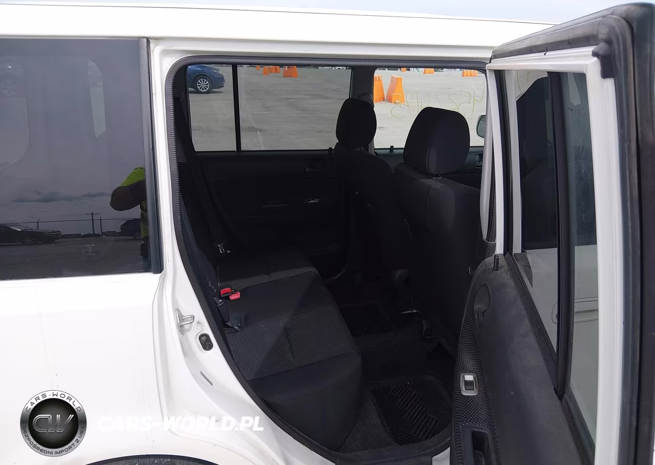 2005 Scion Xb VIN:JTLKT334154001467 - 8