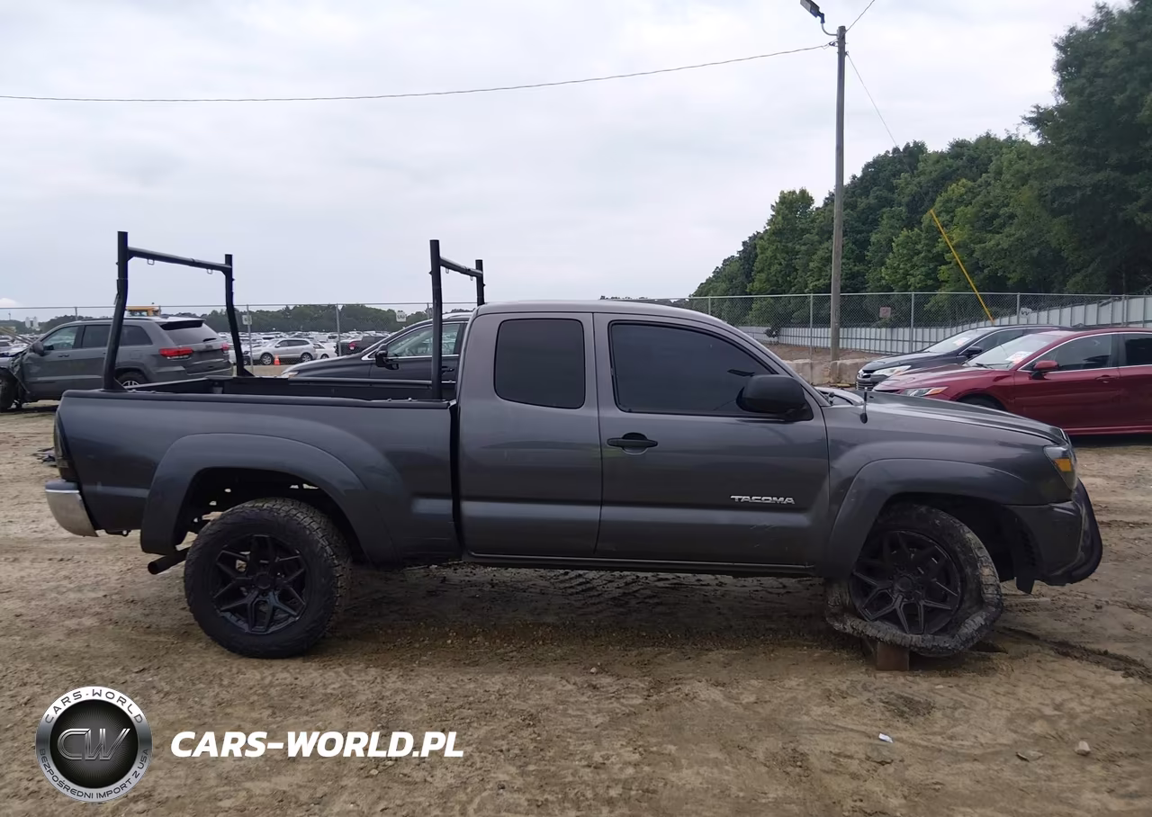 2013 Toyota Tacoma Prerunner V6 VIN:5TFTU4GNXDX045194 - 13