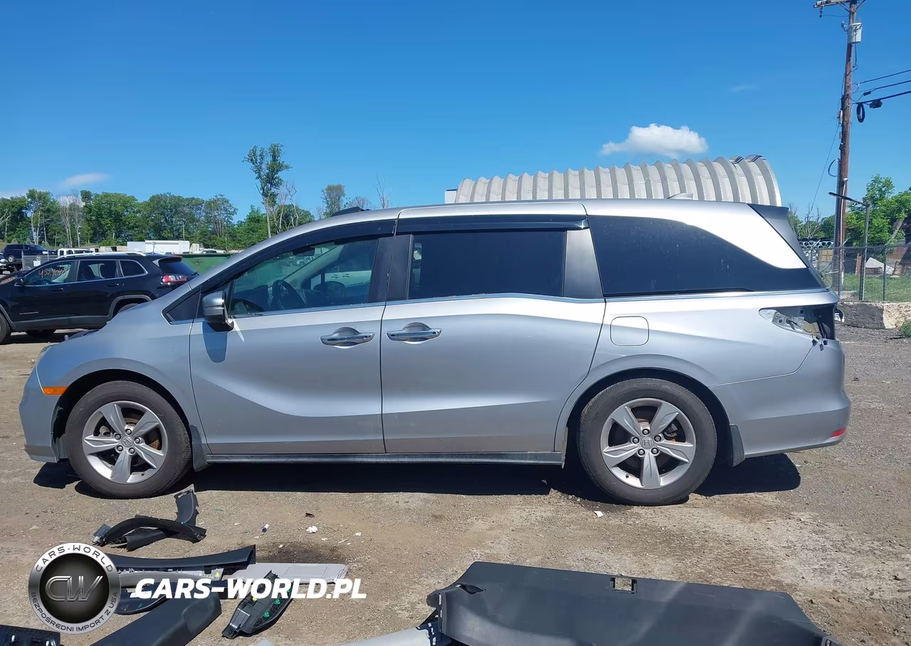2018 Honda Odyssey Ex-L VIN:5FNRL6H76JB005743 - 14