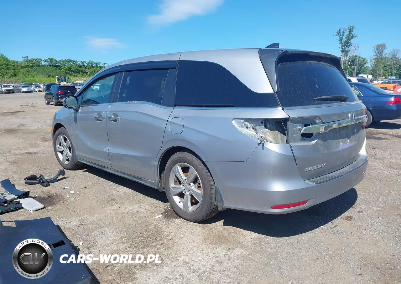 2018 Honda Odyssey Ex-L VIN:5FNRL6H76JB005743 - 3
