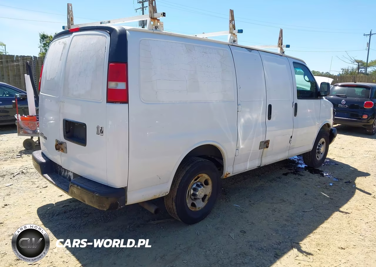 2012 Chevrolet Express 2500 Work Van VIN:1GCWGFCA3C1151491 - 4