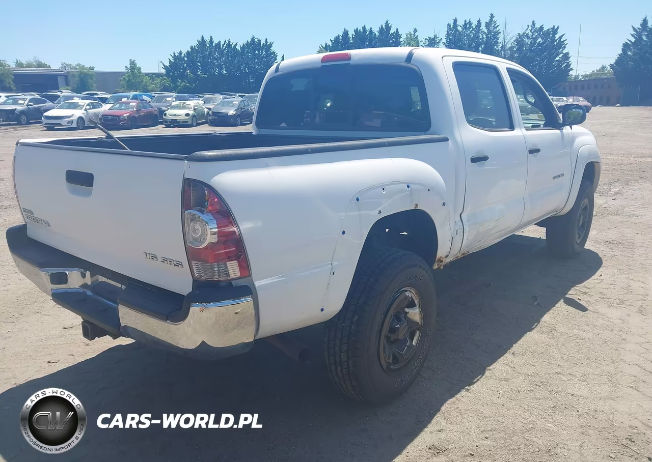 2011 Toyota Tacoma Base V6 VIN:3TMLU4ENXBM076743 - 4