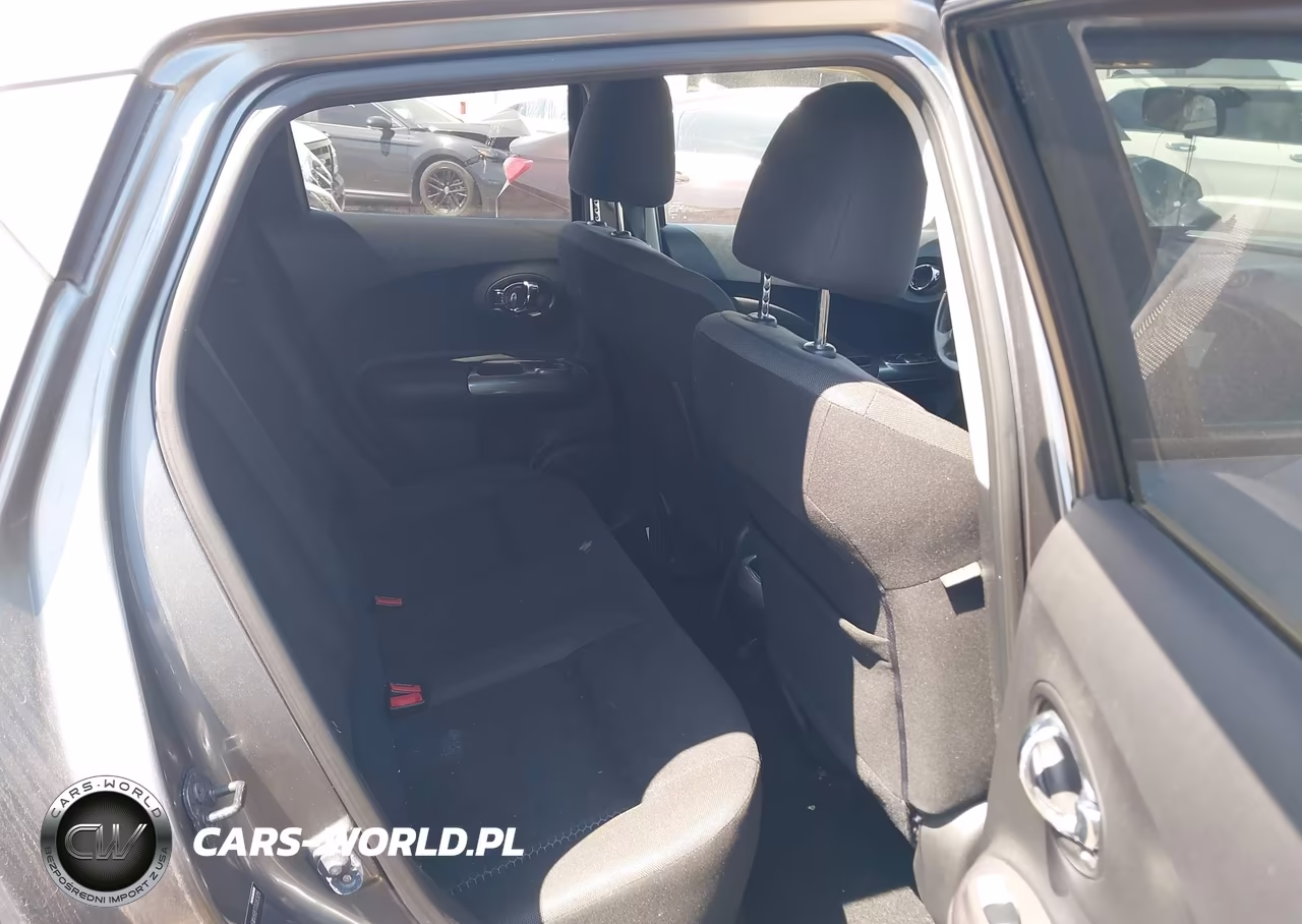 2011 Nissan Juke Sv VIN:JN8AF5MV6BT008325 - 8