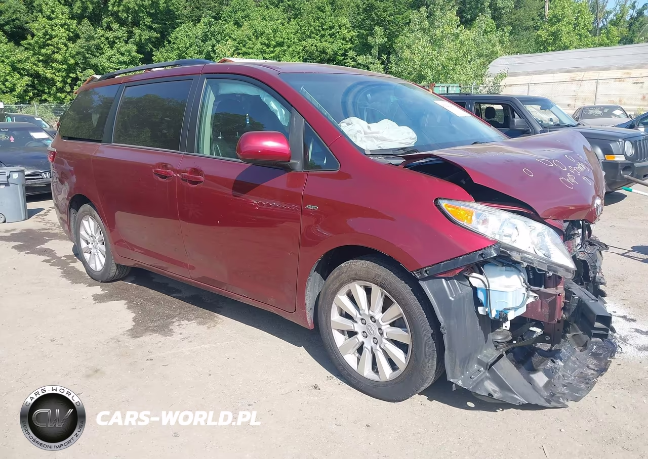 2017 Toyota Sienna Le 7 Passenger