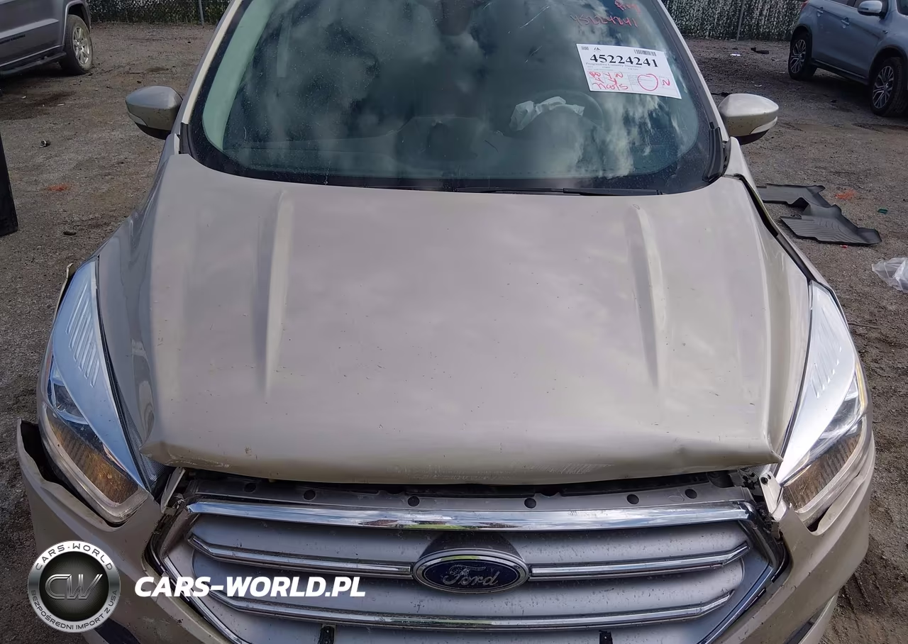 2017 Ford Escape Titanium VIN:1FMCU9J95HUA04063 - 10