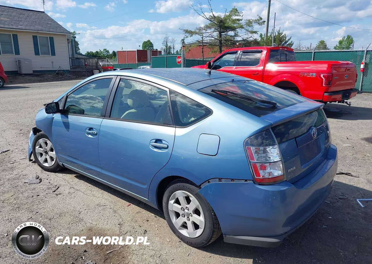 2004 Toyota Prius VIN:JTDKB22U740108328 - 3