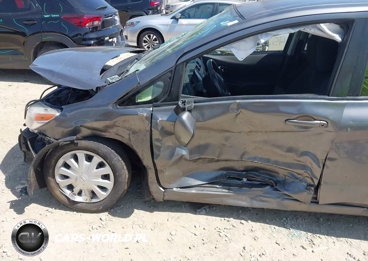 2016 Nissan Versa Note S (Sr)-S Plus-Sl-Sr-Sv VIN:3N1CE2CPXGL376174 - 6