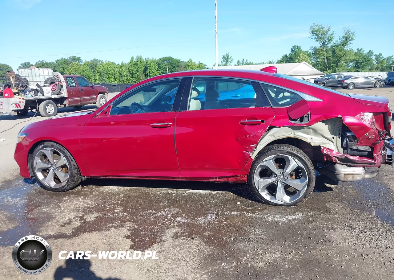 2018 Honda Accord Touring VIN:1HGCV1F90JA071965 - 15