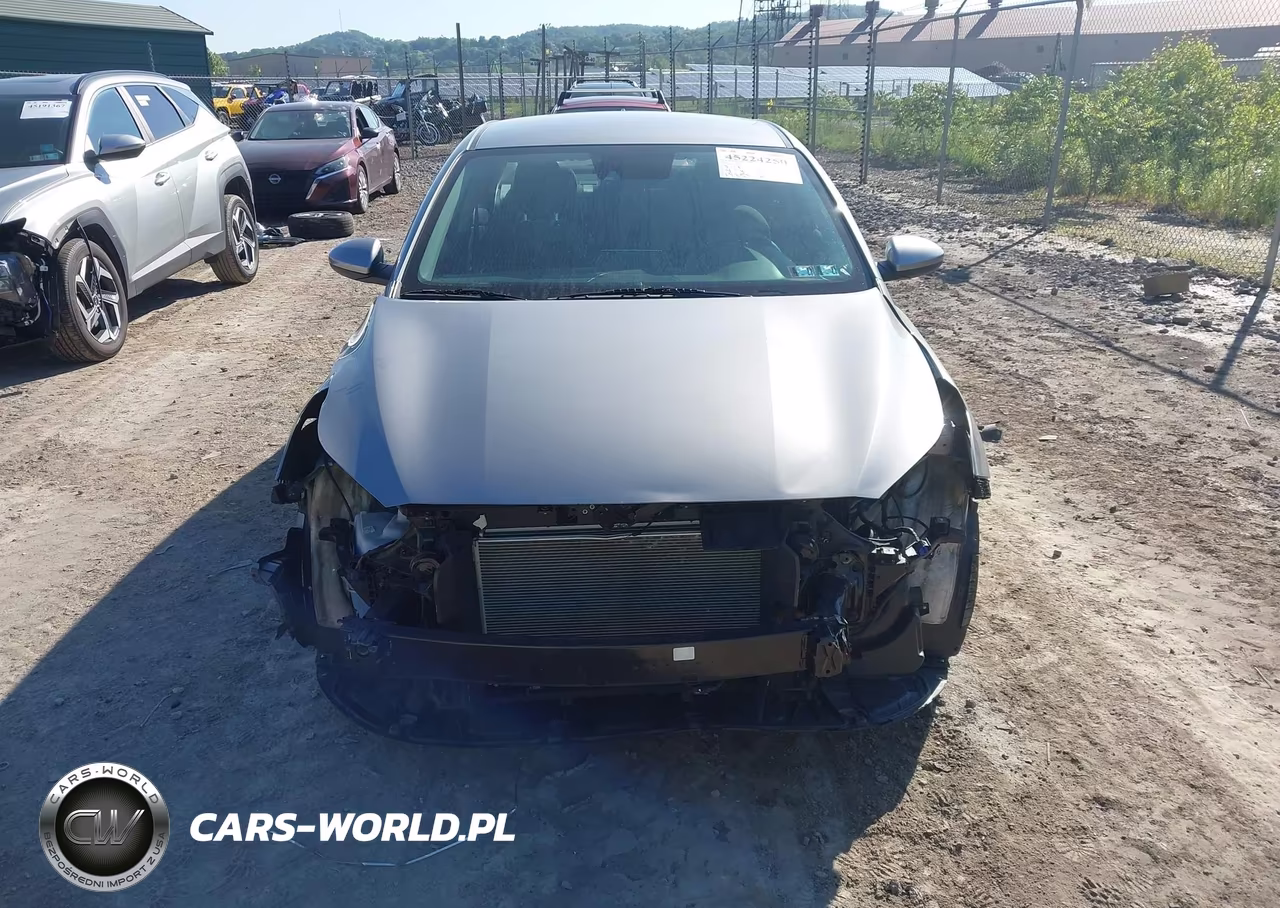 2024 Kia Forte Lxs VIN:3KPF24AD7RE705802 - 13
