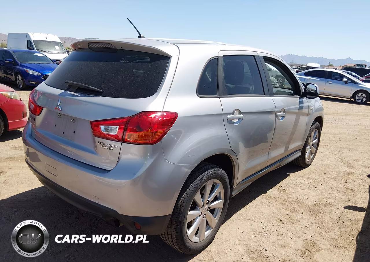 2015 Mitsubishi Outlander Sport Es VIN:4A4AP3AU1FE010186 - 4