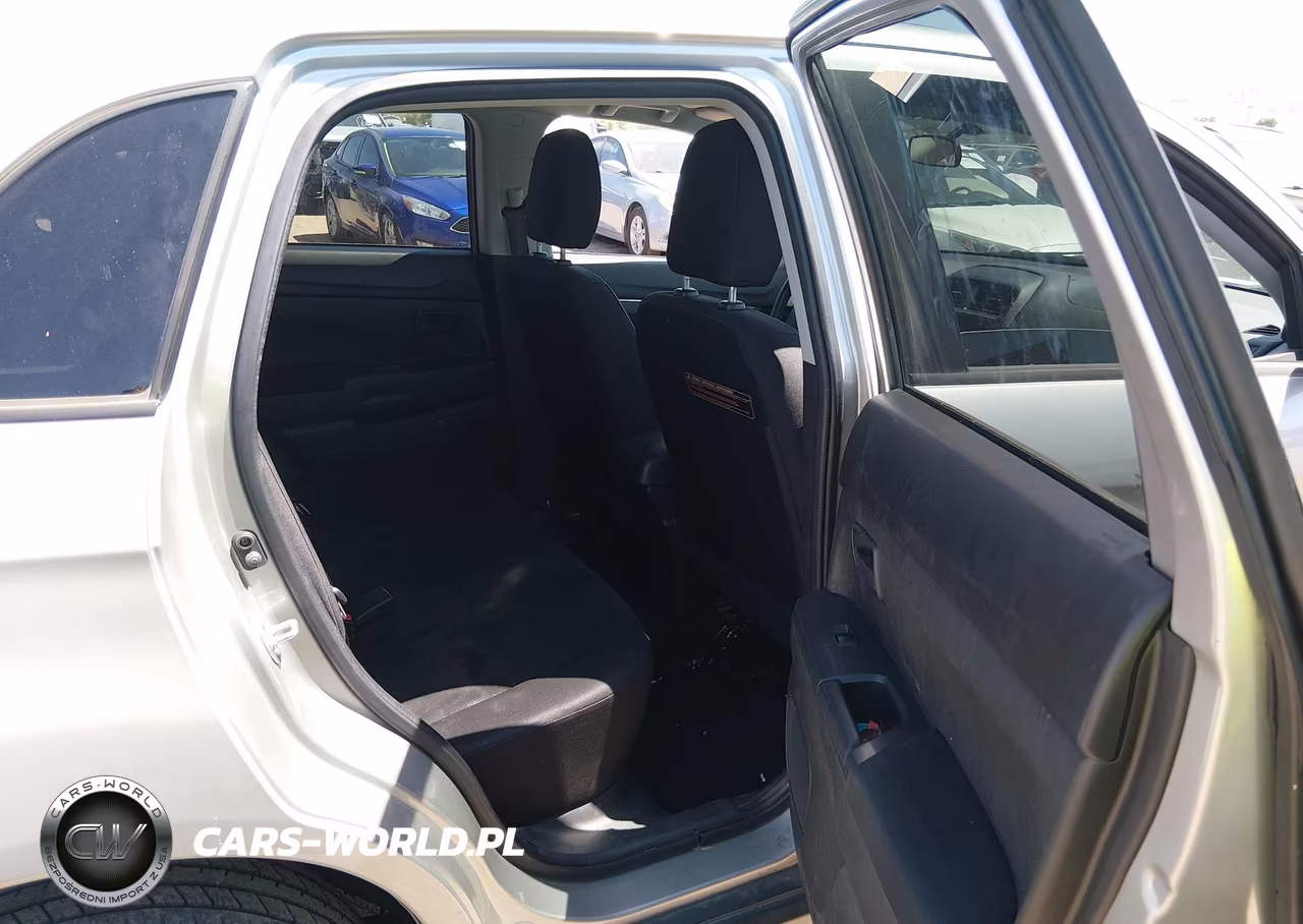 2015 Mitsubishi Outlander Sport Es VIN:4A4AP3AU1FE010186 - 8