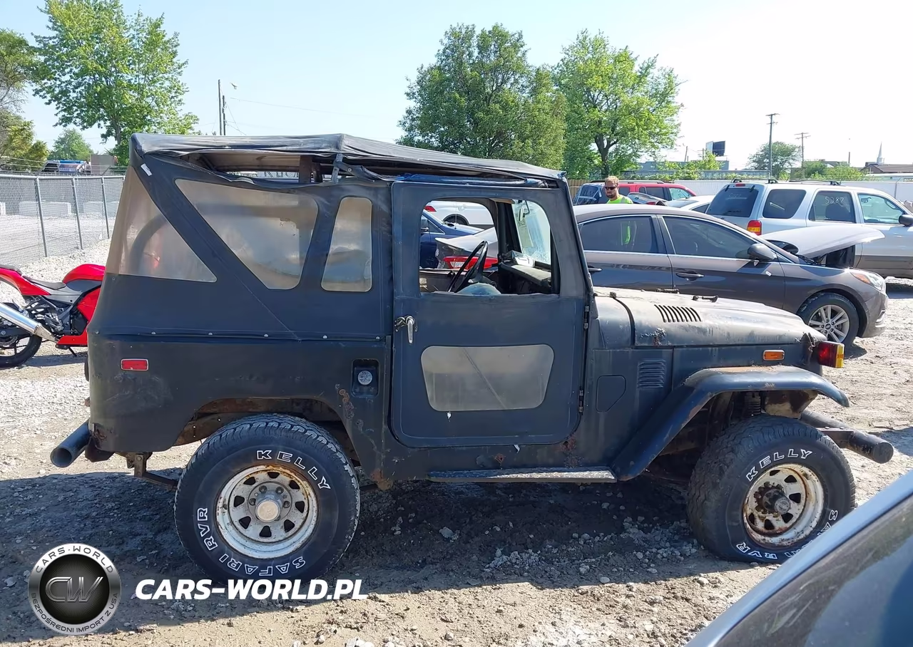 1974 Toyota Land Cruiser VIN:FJ40171348 - 13