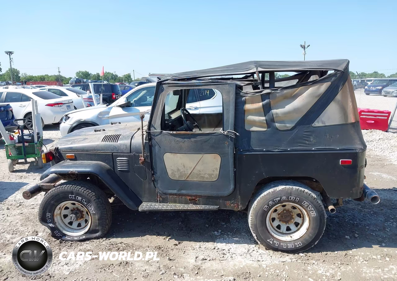 1974 Toyota Land Cruiser VIN:FJ40171348 - 14