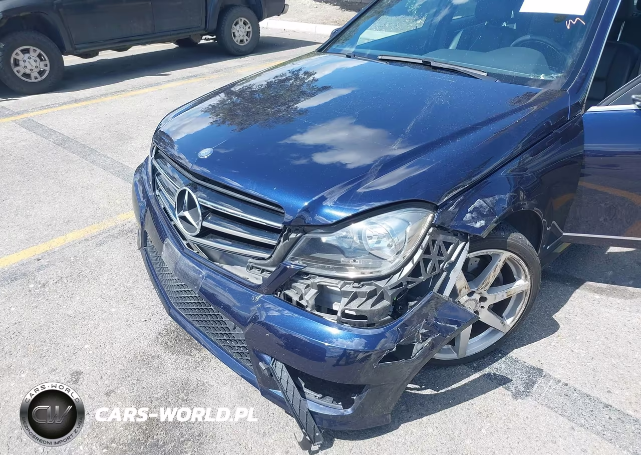 2014 Mercedes-Benz C 300 Sport 4Matic VIN:WDDGF8AB2EA967437 - 6