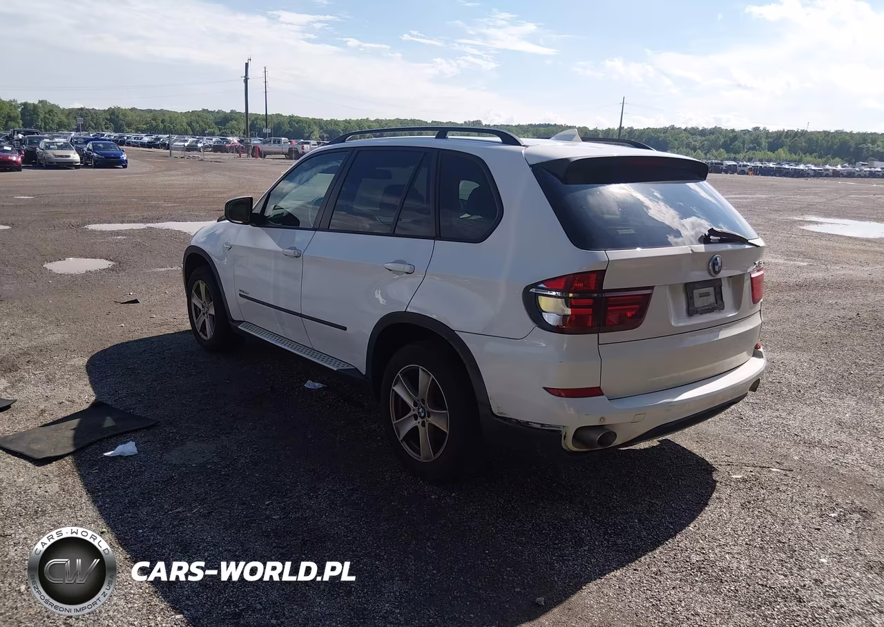 2011 BMW X5 xDrive35D VIN:5UXZW0C50BL658382 - 3