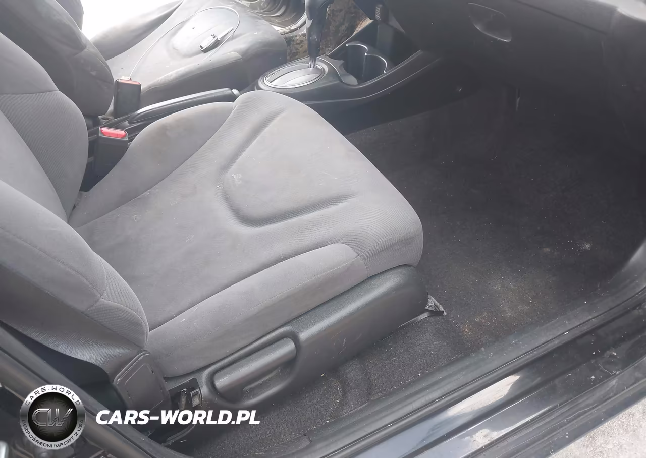 2012 Honda Fit VIN:JHMGE8H37CS007242 - 5