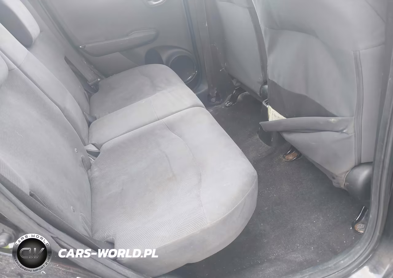 2012 Honda Fit VIN:JHMGE8H37CS007242 - 8