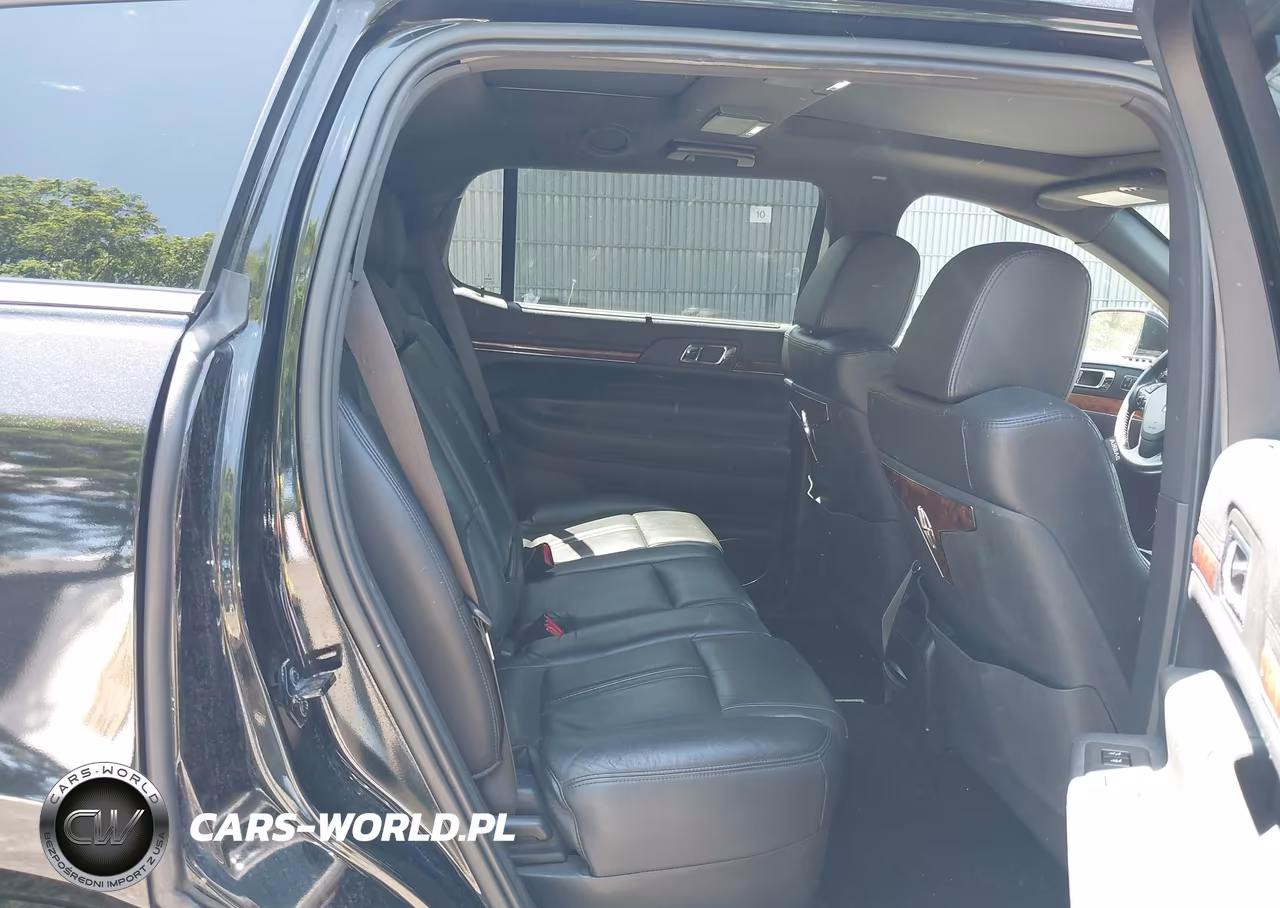 2018 Lincoln Mkt Livery VIN:2LMHJ5NK3JBL00137 - 8