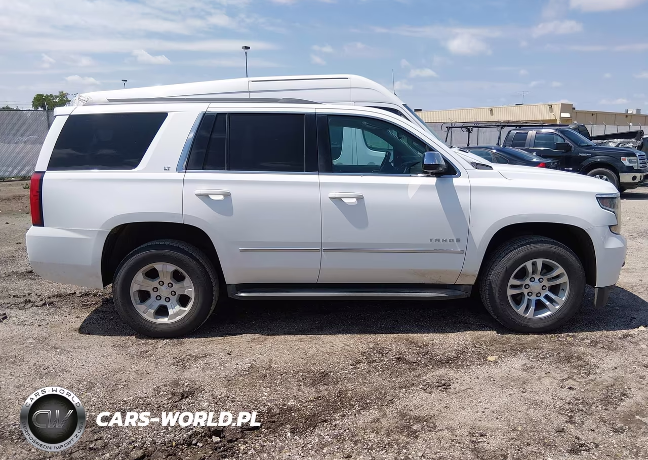 2015 Chevrolet Tahoe Lt VIN:1GNSKBKC5FR113623 - 13