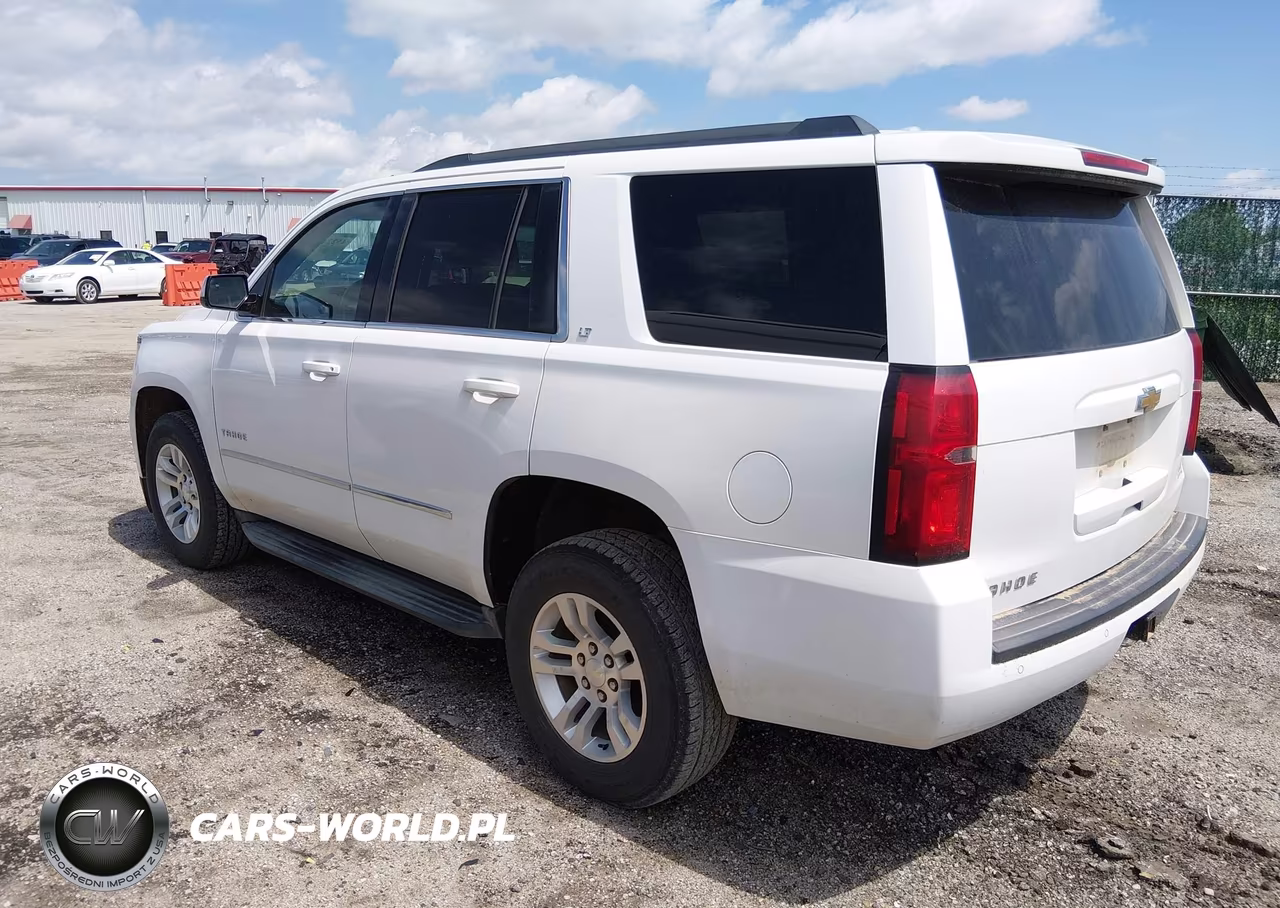 2015 Chevrolet Tahoe Lt VIN:1GNSKBKC5FR113623 - 3