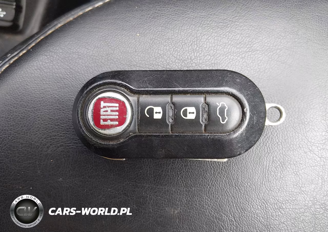2016 Fiat 500E Battery Electric VIN:3C3CFFGE9GT152408 - 11