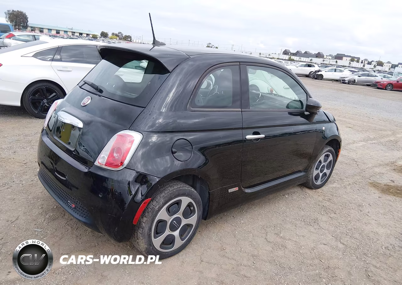 2016 Fiat 500E Battery Electric VIN:3C3CFFGE9GT152408 - 4
