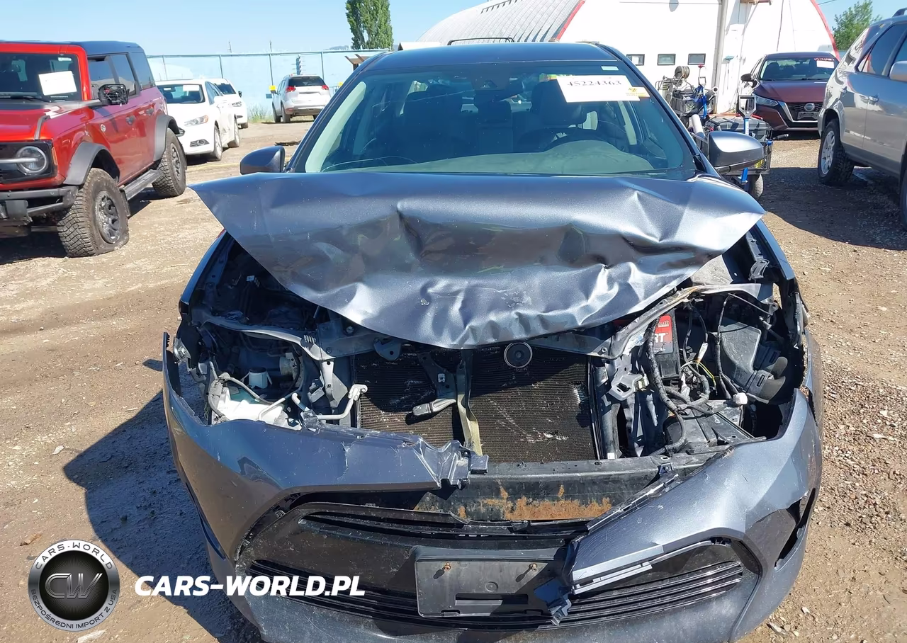 2017 Toyota Corolla Le VIN:2T1BURHE0HC932086 - 12