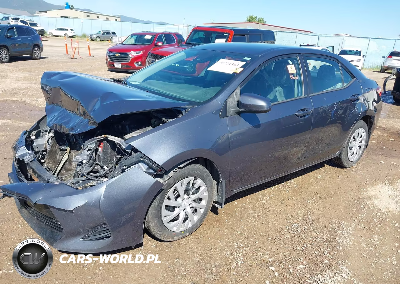 2017 Toyota Corolla Le VIN:2T1BURHE0HC932086 - 2