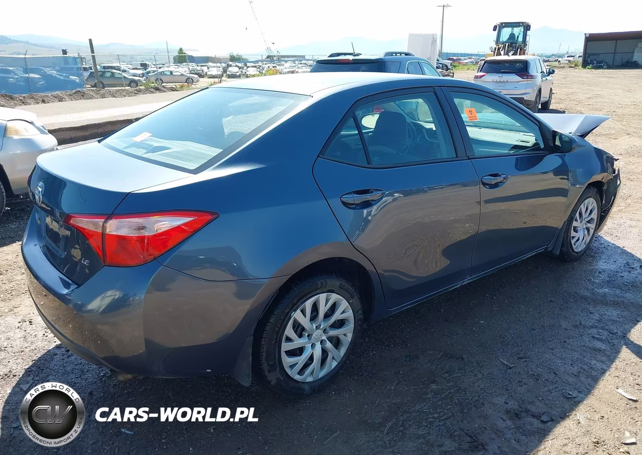 2017 Toyota Corolla Le VIN:2T1BURHE0HC932086 - 4