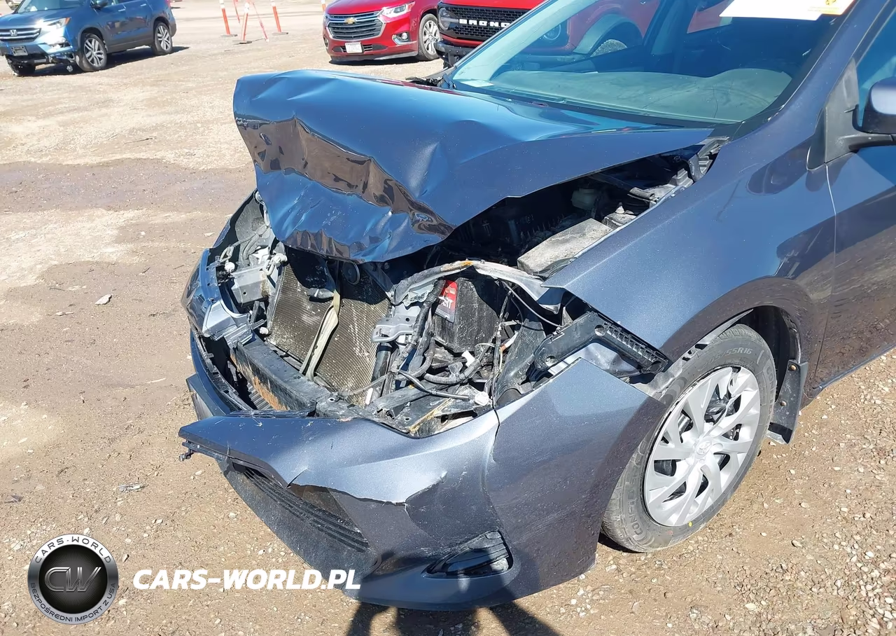 2017 Toyota Corolla Le VIN:2T1BURHE0HC932086 - 6