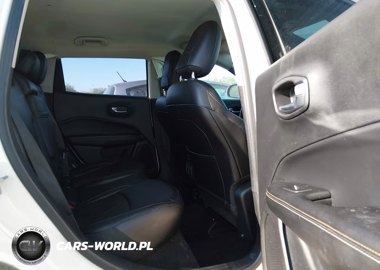 2019 Jeep Compass Latitude Fwd VIN:3C4NJCBBXKT749364 - 8