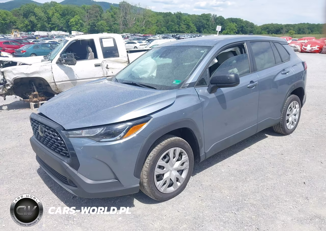 2022 Toyota Corolla Cross L VIN:7MUAAAAG9NV021040 - 2